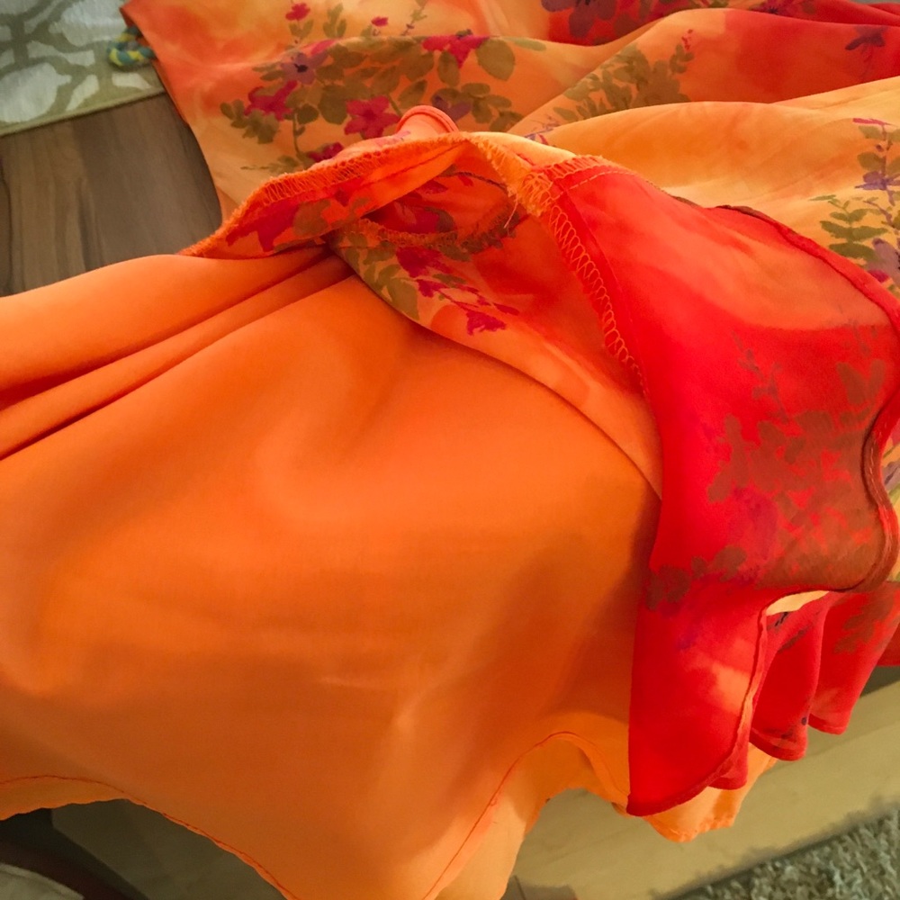 Elegant chiffon dress - Picture 6 of 8
